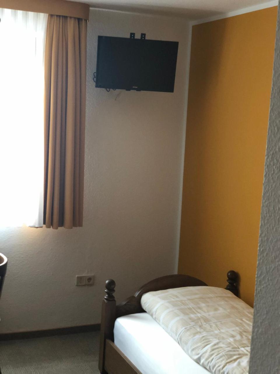 Hotel Garni Schafer Horrem エクステリア 写真